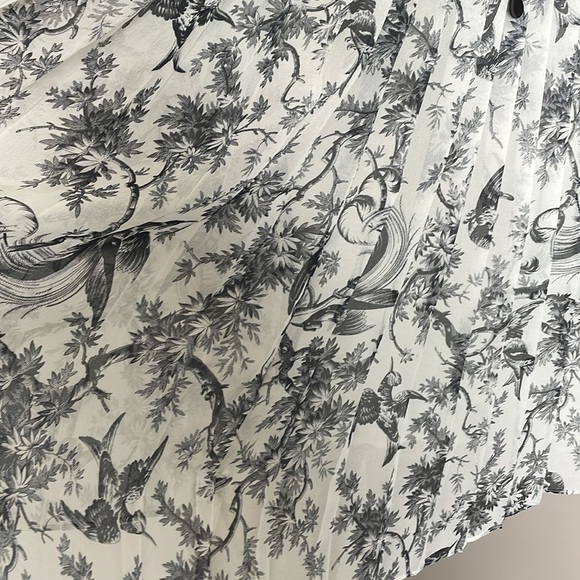 MAXMARA Studio Flares Dress with 3D embellishments - Picture 9 of 15